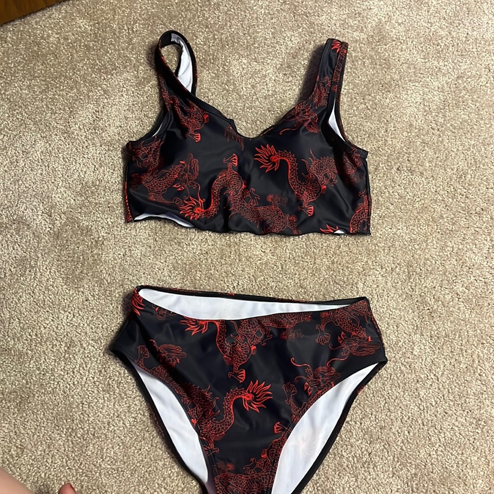 SHEIN, size medium